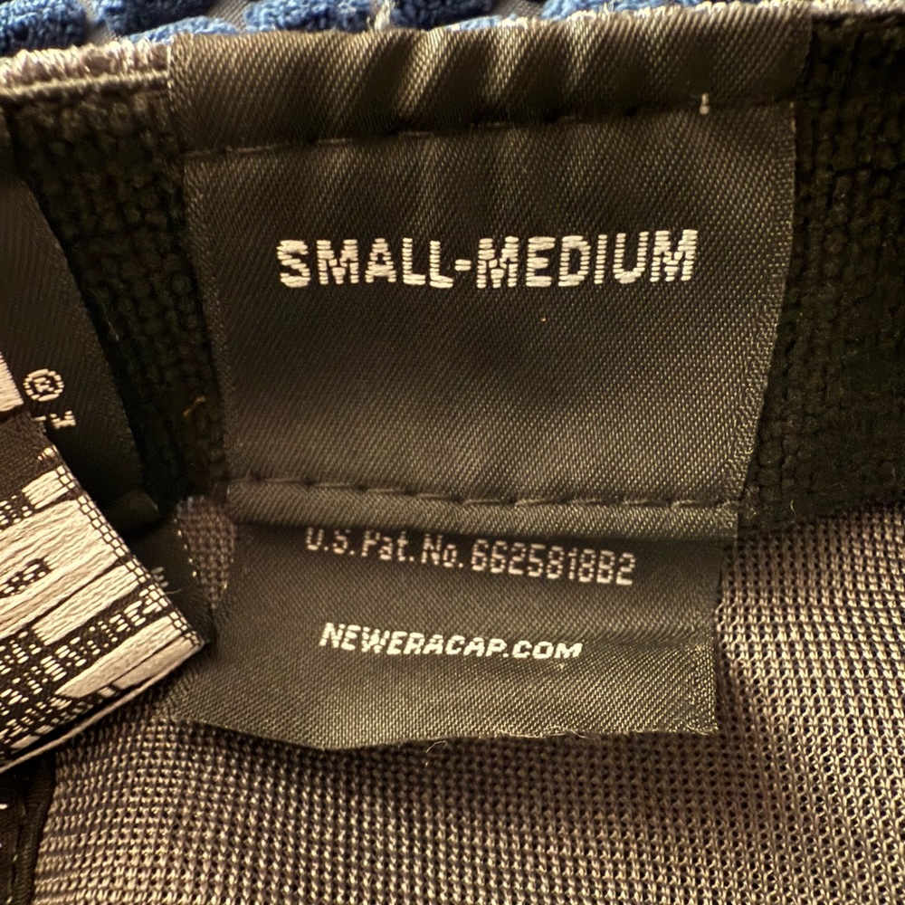 🖤 Dallas Cowboys New Era 39THIRTY Flex Fit Trucker Hat – Small / Medium - Picture 8 of 9